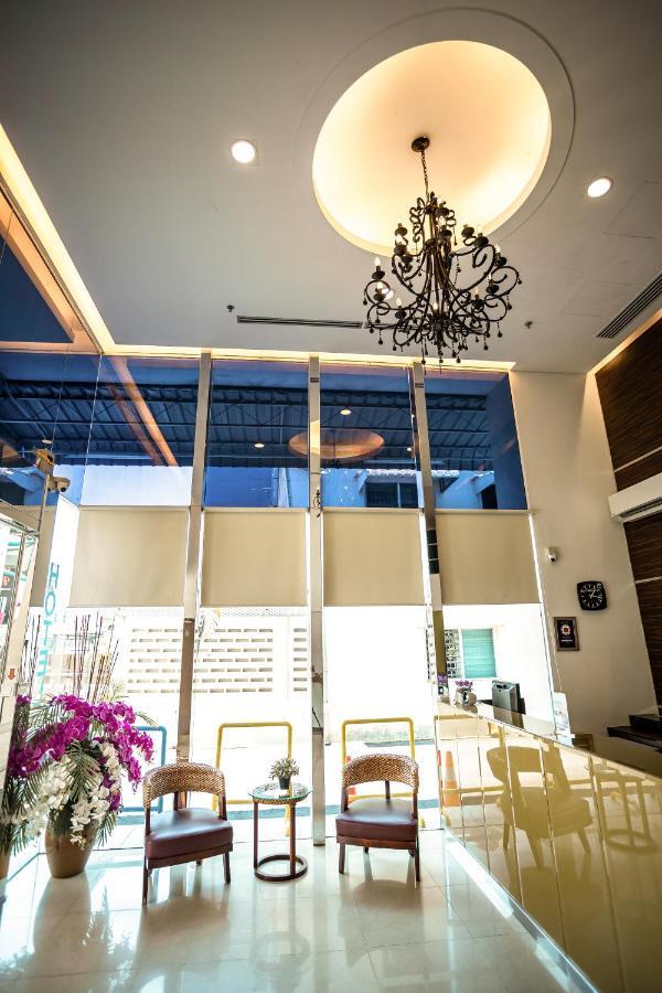 Pp Hotel By Moxy George Town Zewnętrze zdjęcie